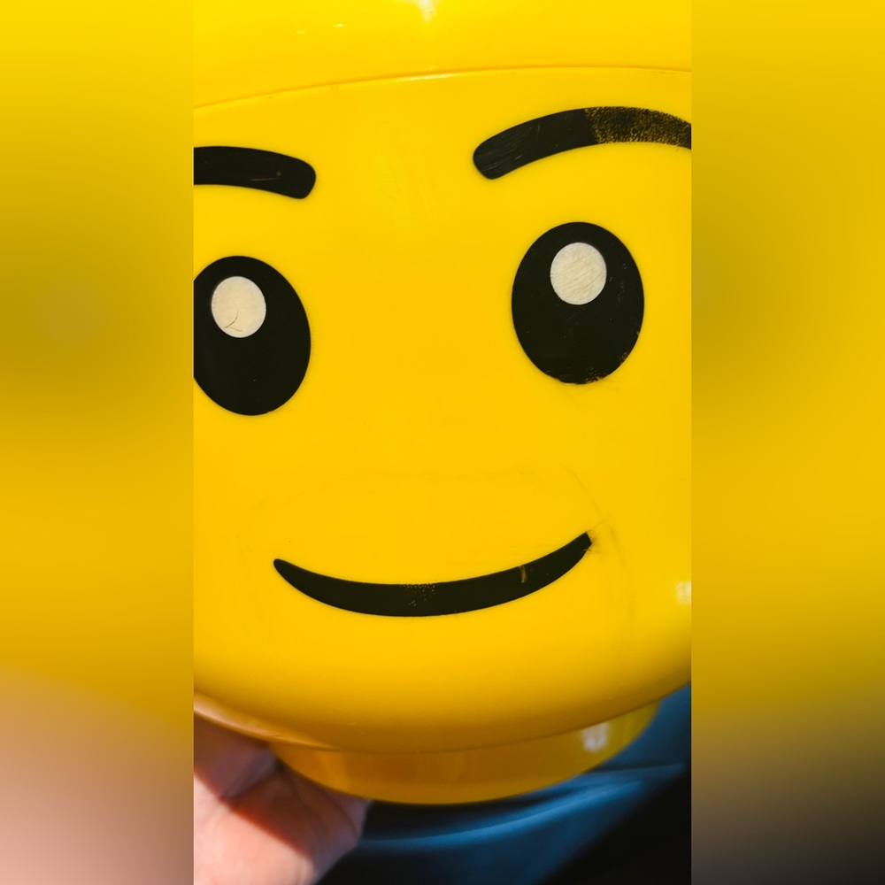 LEGO Bright Yellow Smiling Storage Head - Picture 2 of 8
